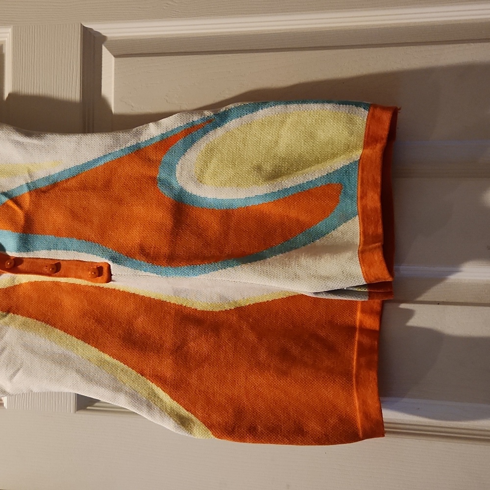 Multi Color Short Jumper - Picture 4 of 5